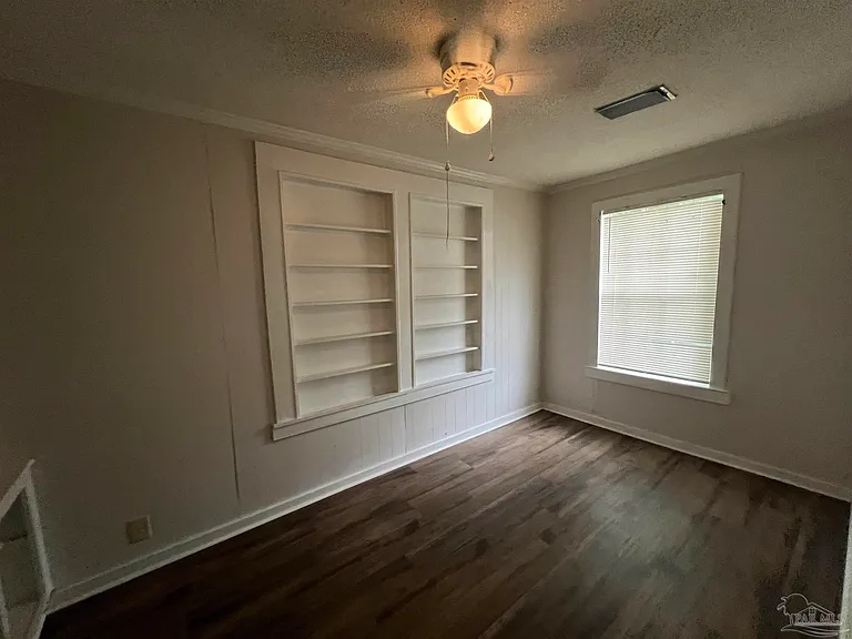 3104 W Gadsden St — Photo 18
