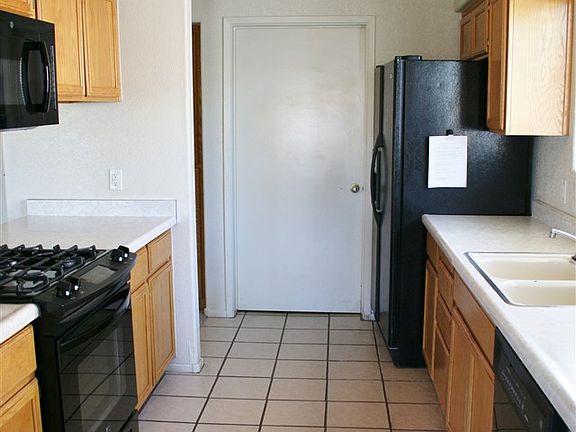 3rd image of 7296 E 26th Pl