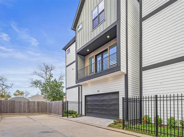 2811 Anita St, Houston, TX 77004