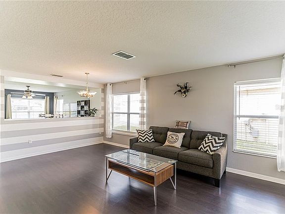 3rd image of 1923 Kimlyn Cir