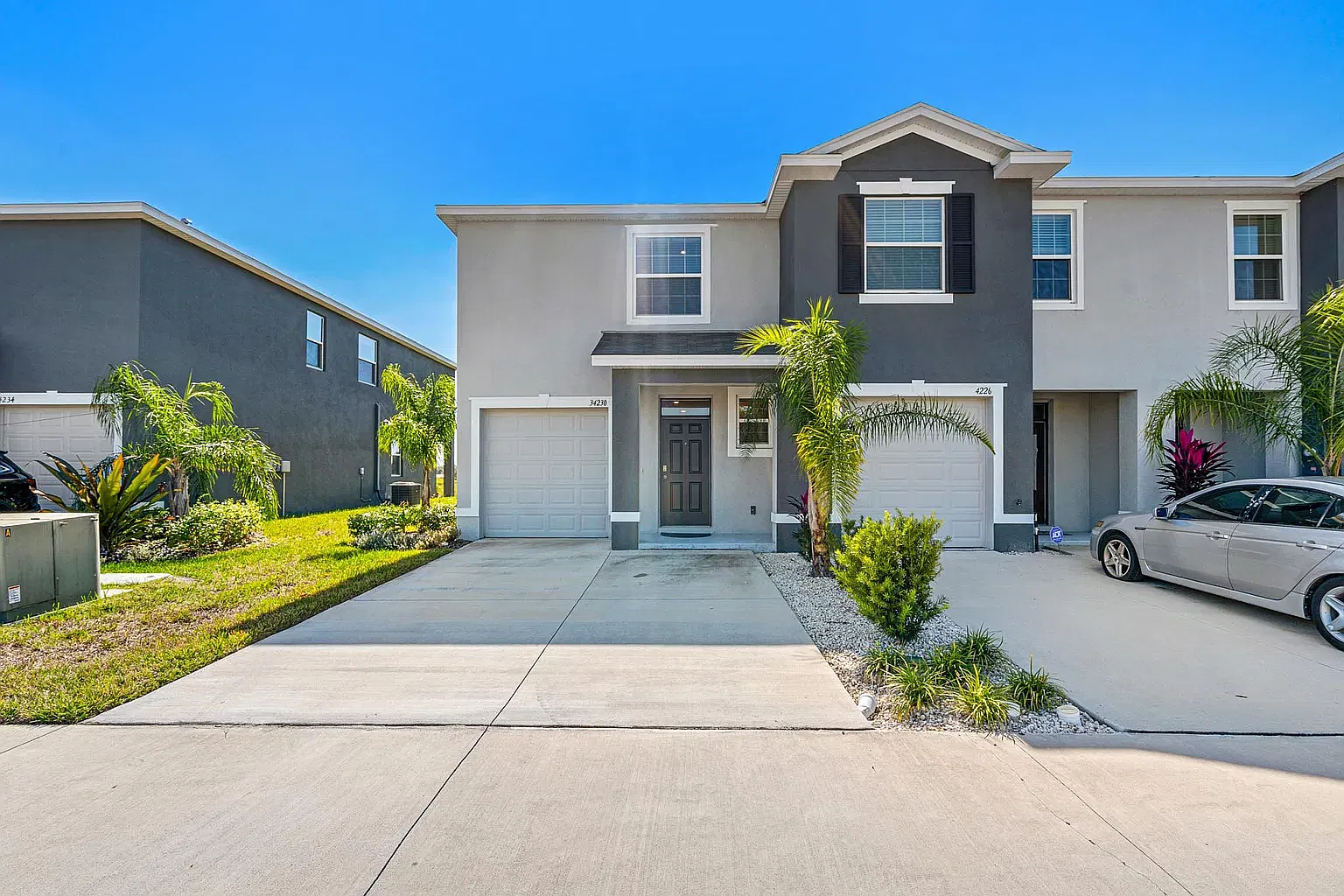 3 bed, 2.5 bath, 1758 sqft, $2,150 — Photo 2
