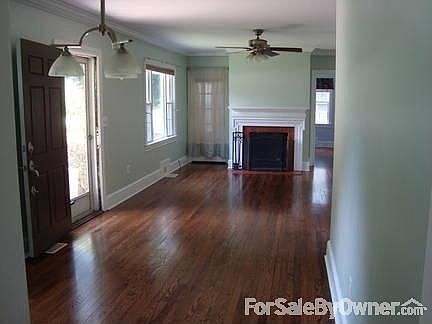 3rd image of 219 Bradley Blvd
