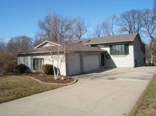 213 Oak Cv, Somonauk, IL 60552