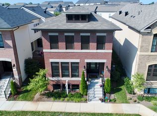 20385 Savin Hill Dr, Ashburn, VA 20147