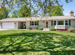 15122 Green Oaks Trl SE, Prior Lake, MN 55372
