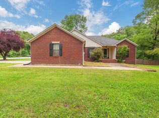 343 Springview Dr, Jackson, TN 38305