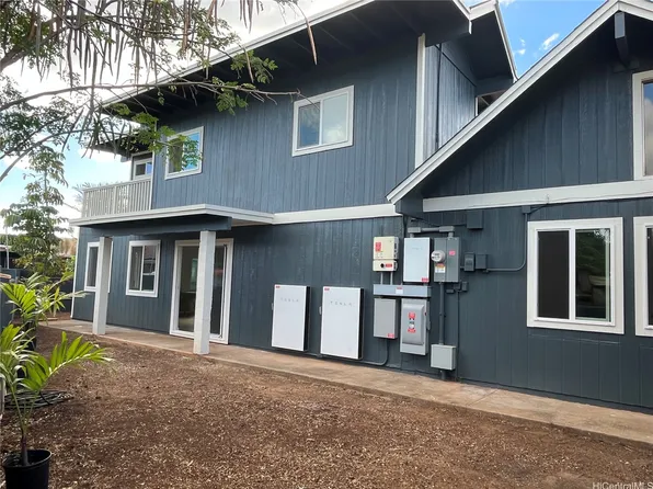 87-687 Manuaihue St, Waianae, HI 96792