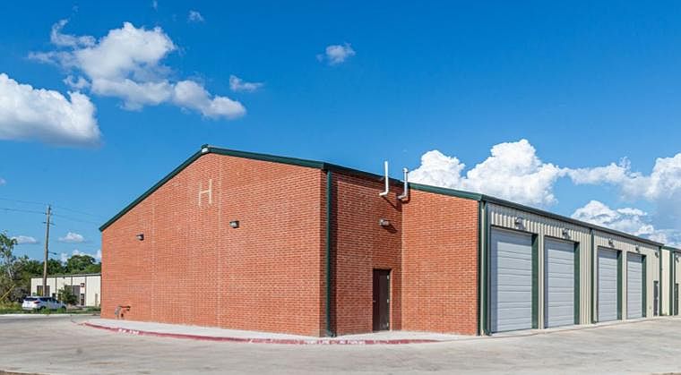 2nd image of 414 Power House St