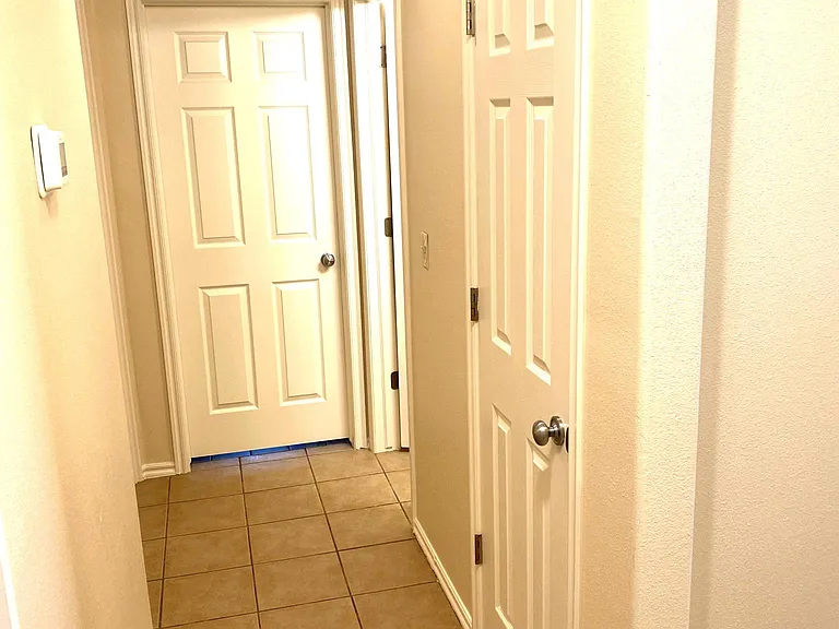 3516 E Aurora St — Photo 7