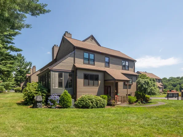 71 Stillmeadow Circle #71, Monroe, CT 06468