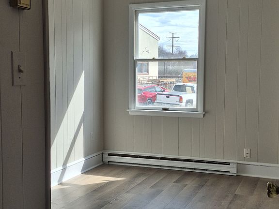 4th image of 101 S Mill St #A