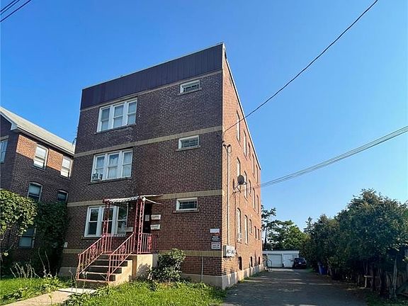 2nd image of 155 Daly Ave