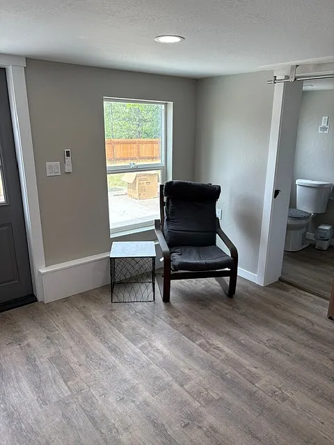 3829 Rogue River Hwy — Photo 2