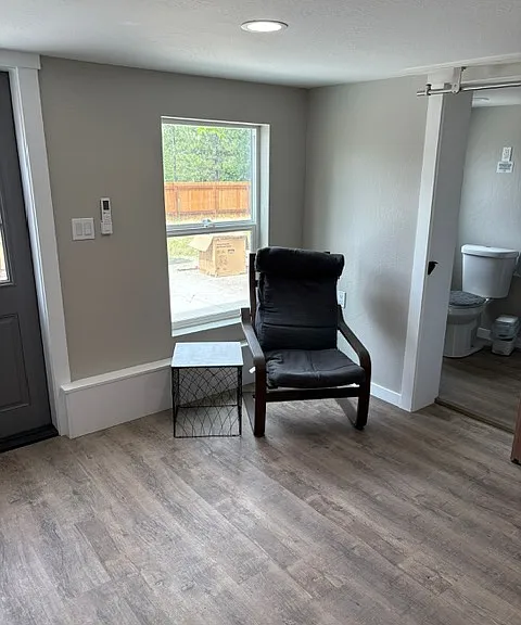 3829 Rogue River Hwy — Photo 2