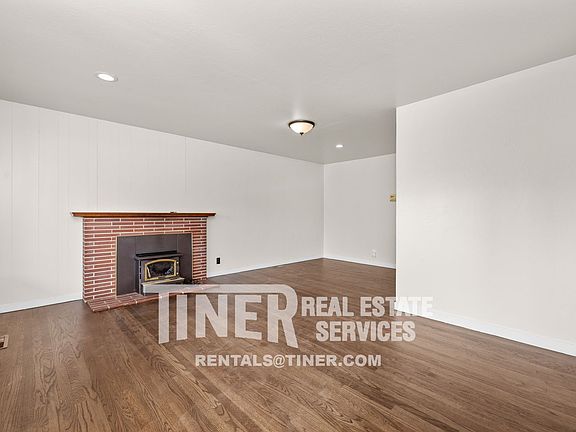 3rd image of 5881 19th Ave