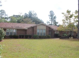 421 11th Ave, Eastman, GA 31023