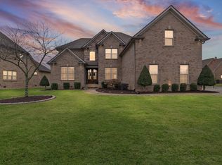 1001 Elkhorn Ct, Spring Hill, TN 37174
