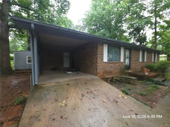 125 Pleasant Valley Rd, McDonough, GA 30253
