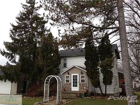 1st image of 204 S Park St