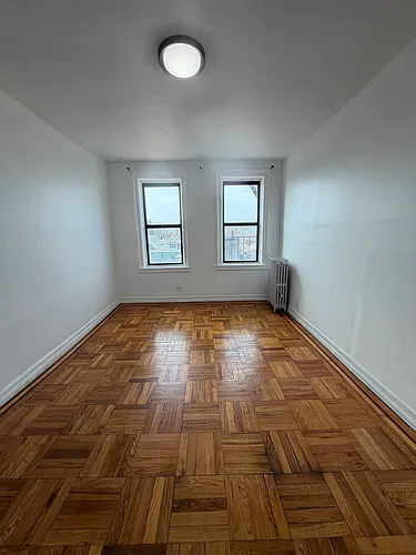 1075 Edison Ave #2 Photo 1