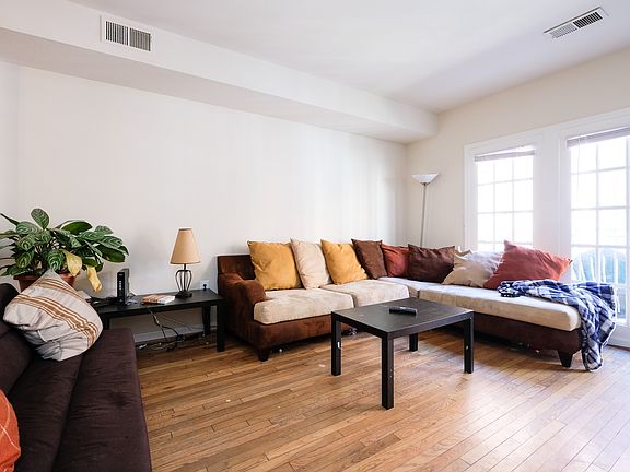 1611 Corcoran St NW #C-02_09162022