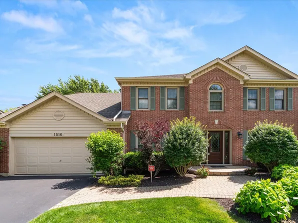 1516 Grommon Rd, Naperville, IL 60564