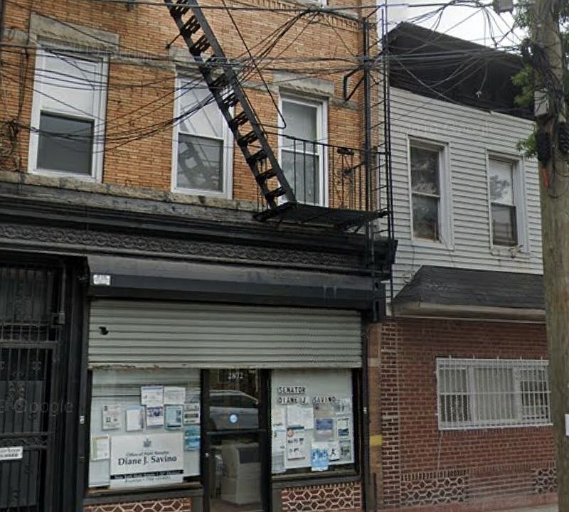 1st image of 2870 W 15th St #2872