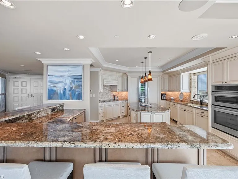 3991 Gulf Shore Blvd N #Penthouse 101 — Photo 15