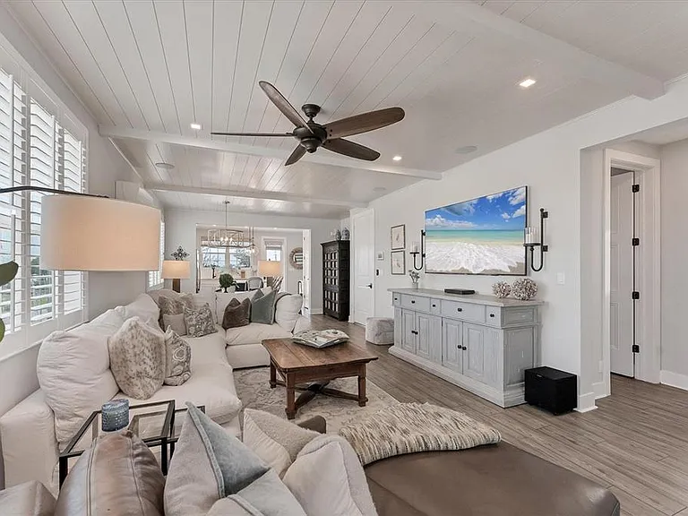 4357 Marina View Way — Photo 10