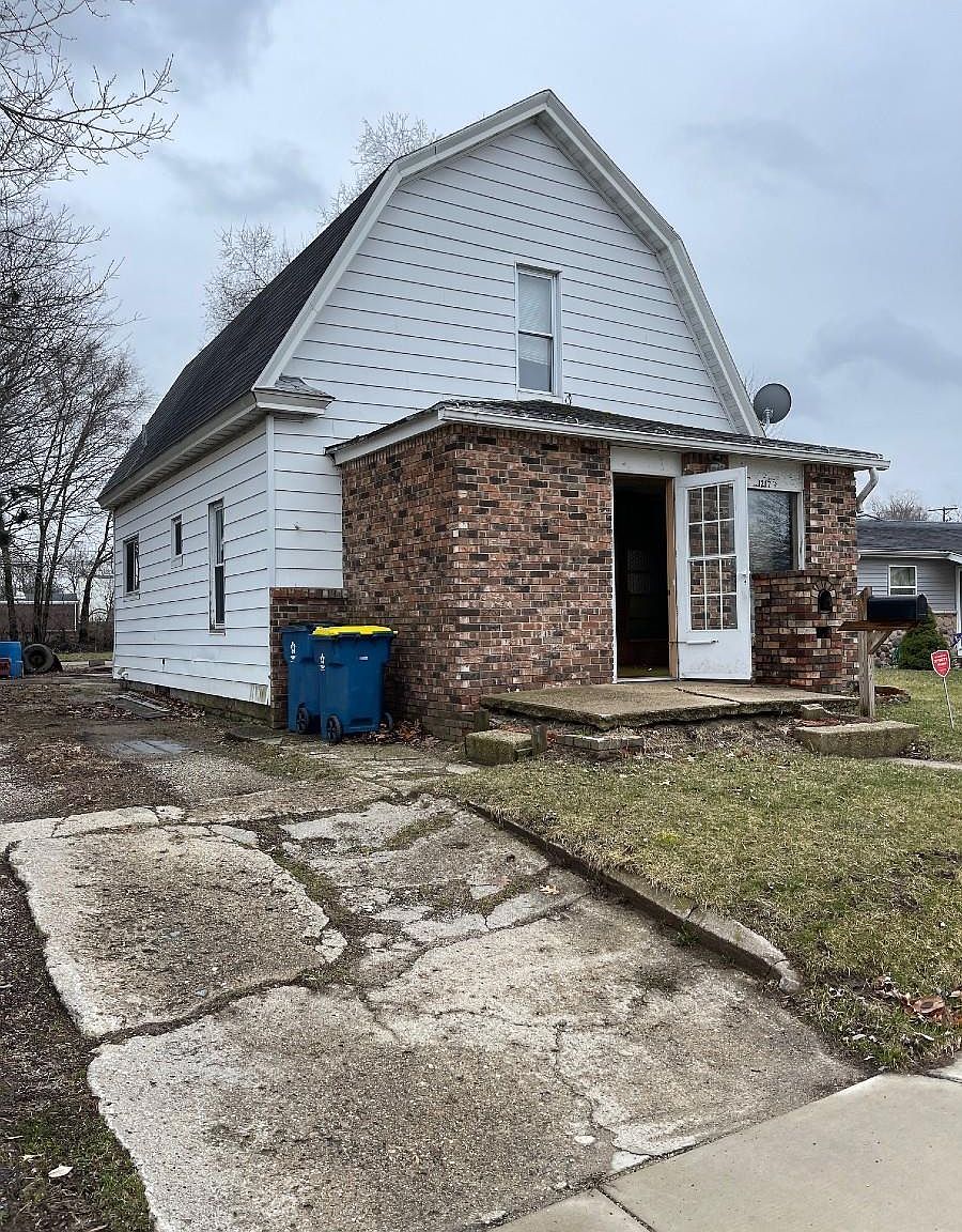 1217 E 4th St, Mishawaka, IN 46544 MLS 202309378 Zillow