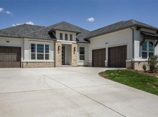 1724 Crested Ridge Ln, Fort Worth, TX 76108