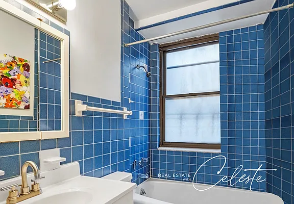 Sold by Sotheby's International Realty | media 6