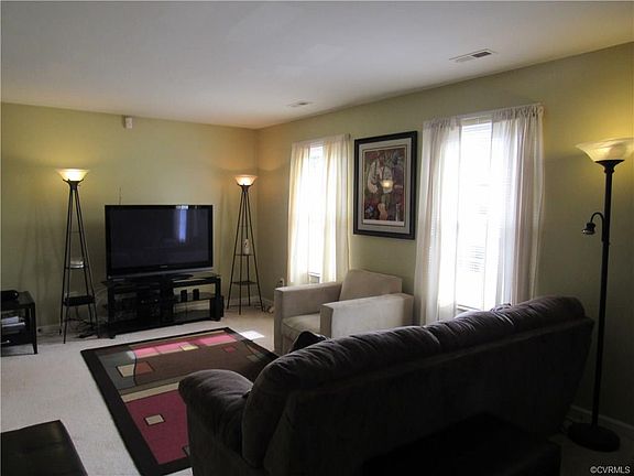 4th image of 832 Old Denny St