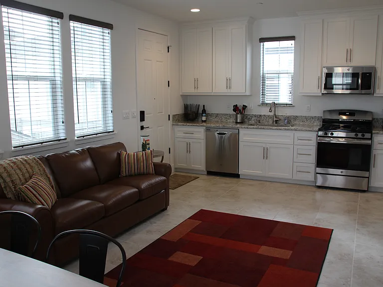 2702A Boardwalk Ave #1 — Photo 9