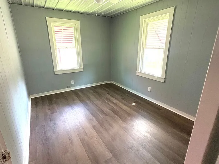 207 Frazier Ave — Photo 6
