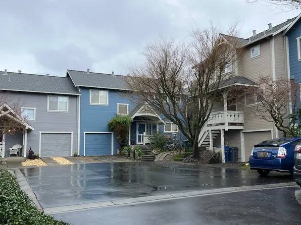 10 Pistache Ct, Petaluma, CA 94952