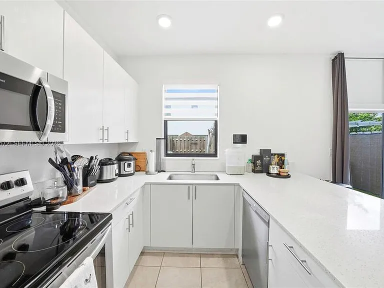 24644 SW 118th Ct — Photo 10