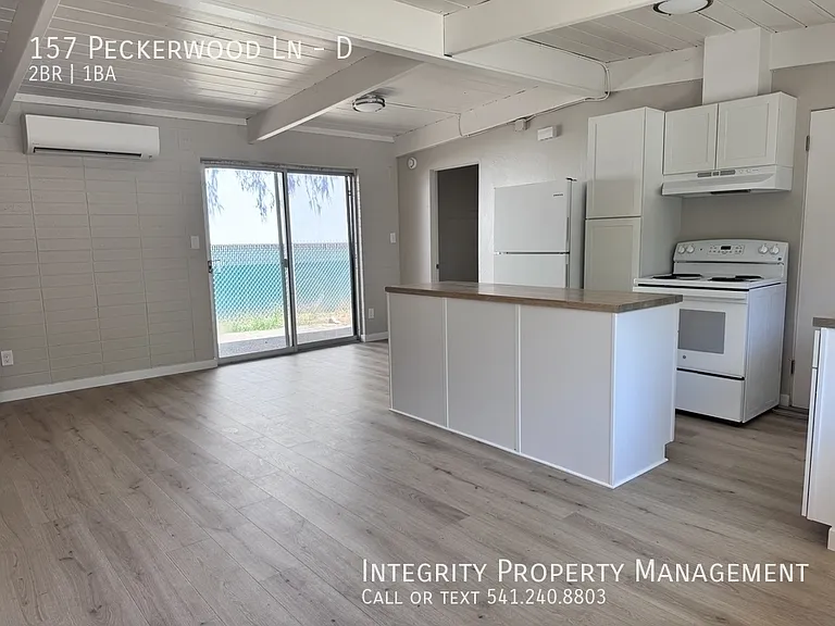 157 Peckerwood Ln #D — Photo 4
