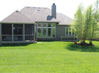 4908 Bradshaw St, Shawnee, KS 66216
