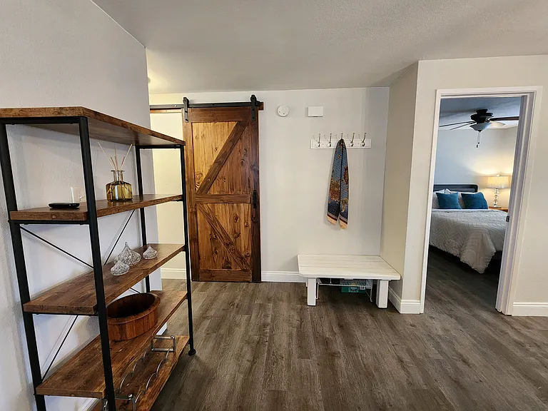 725 Rocky Road Dr — Photo 43
