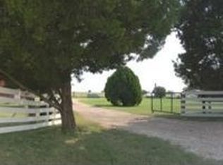 17029 NW County Road 4110, Frost, TX 76641