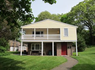 8 Cherry St, Branford, CT 06405