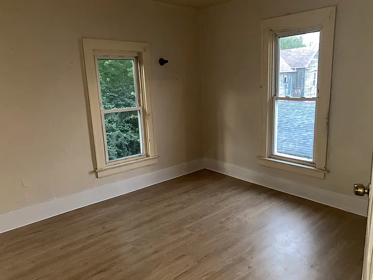316 Selma Rd #1/2 — Photo 6