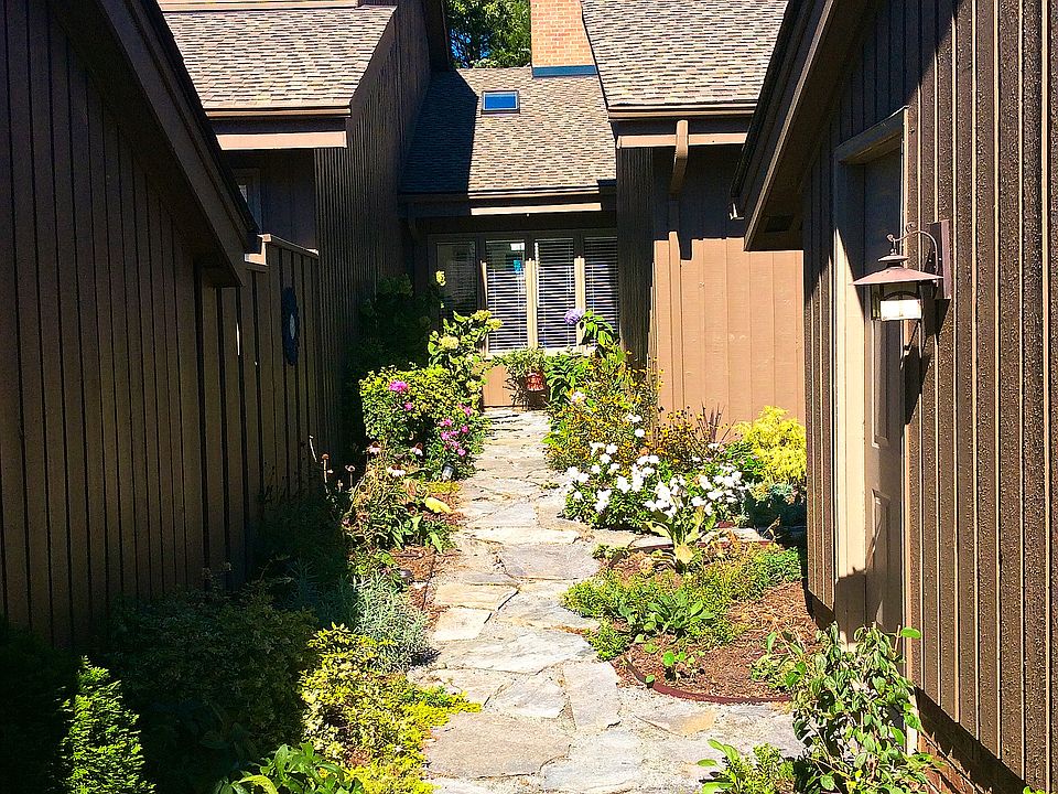 1st image of 5012 Sunningdale Ct