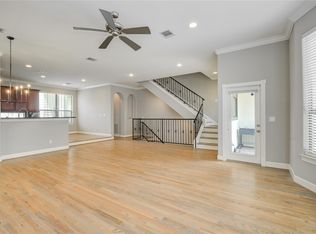 5510 Blossom St, Houston, TX 77007