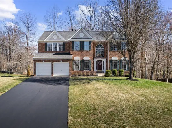 9306 Eagle Ct, Manassas Park, VA 20111