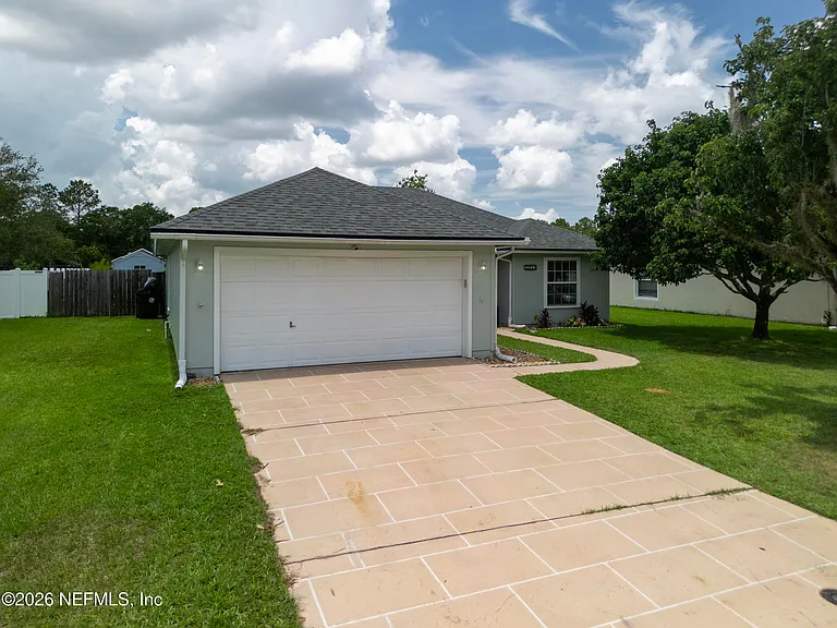 2084 Frogmore Dr — Photo 2