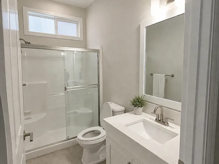 Main Floor Full Bath