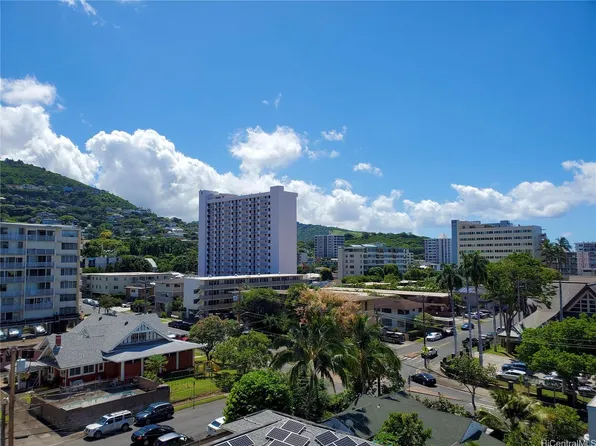 1333 Heulu St APT 707, Honolulu, HI 96822