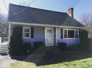 66 Farm St, Bellingham, MA 02019